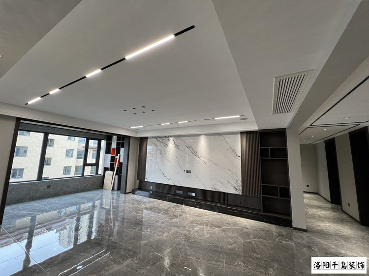 洛陽(yáng)東方今典博雅170㎡現(xiàn)代簡(jiǎn)約風(fēng)客廳裝修實(shí)景